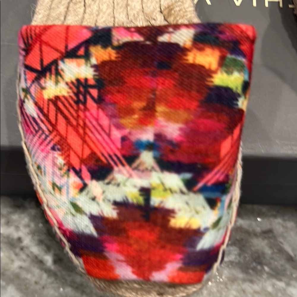 ๐ธ Cynthia Vincent Farie Ikat-Print D'Orsay Espadrille Sandals (Size 7.5) ๐ธ - Picture 8 of 8